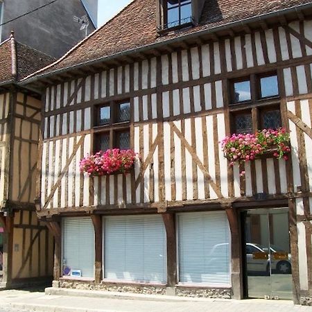 Le Clos Saint Nizier Troyes - Cathedrale- Parking - Wifi Eksteriør billede